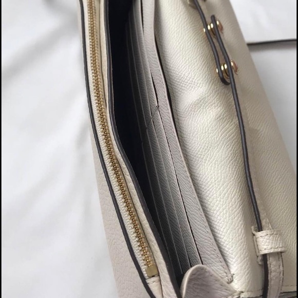 COACH Crossbody Bag - Picture 4 of 5